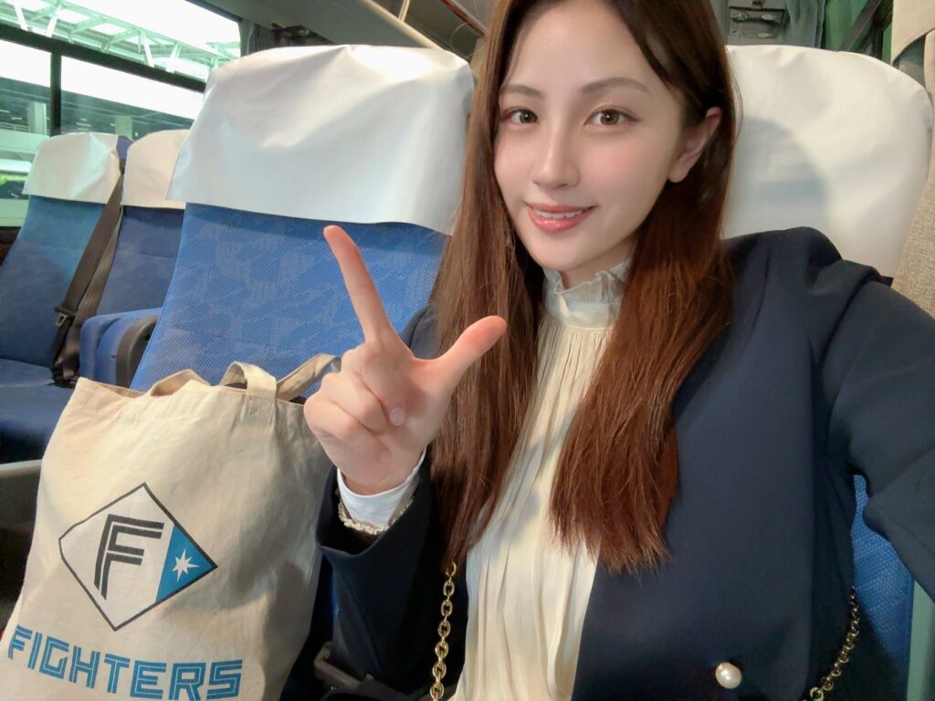 花咲楓香 北海道日本ハムファイターズ 野球観戦